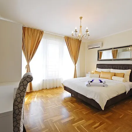 Avant Garde Luxury Rooms