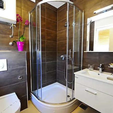 Avant Garde Luxury Gasthuis